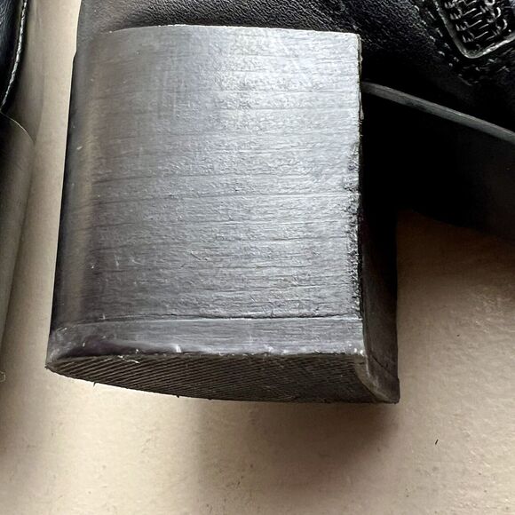 Aquatalia Black Leather Block Heel Studded Ankle Boot w/ Zip Size 7 ($550 New) - Picture 12 of 16